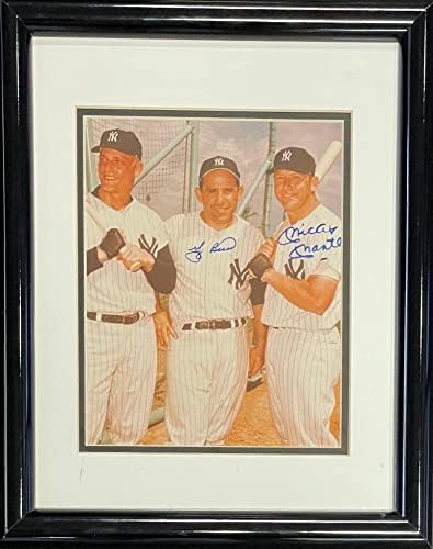 Mickey Mantle & Yogi Berra Dedikált Keretes 8x10 Fotó (SZÖVETSÉG) - Dedikált MLB Fotók